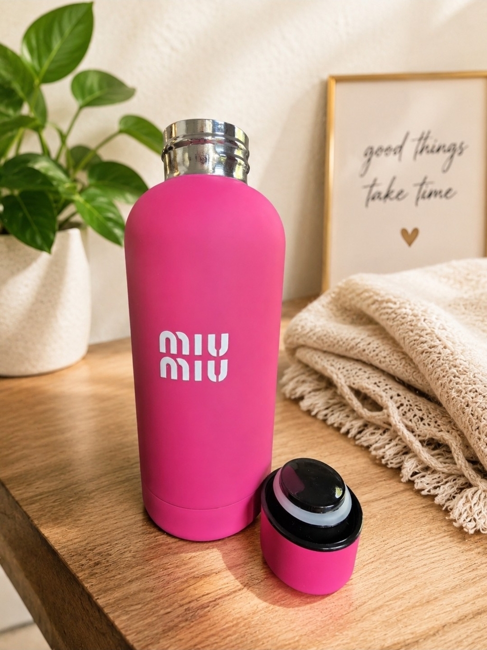 Miu Miu Bright Pink 12 FL OZ Stainless Steel/Silicone Water Bottle NEW GWP